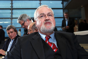 Peter Harry Carstensen  CDU  im Kieler Landtag