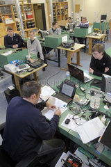 Rendsburg  Deutschland  an der Handwerkskammer Rendsburg werden Informationselektroniker ausgebildet