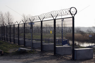 Zaun zur Sicherung des G8-Gipfeltreffens in Heiligendamm