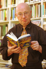 Prof. Dr. Udo Ernst Simonis