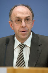 Berlin  Horst Erb  Leiter des Pruefungsgebietes Grundsatzaufgaben Finanzkontrolle