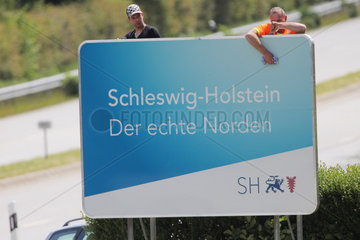 Harrislee  Deutschland  Schild mit Slogan Schleswig-Holstein. Der echte Norden