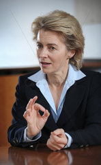 Berlin  Deutschland  Bundesarbeitsministerin Ursula von der Leyen  CDU