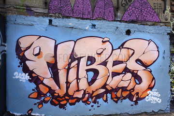 vibes Street art in London