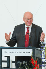 Berlin  Deutschland  Walter Momper  SPD  Praesident des Abgeordnetenhauses