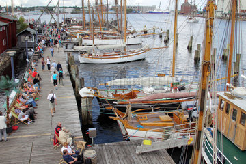 Flensburg  Deutschland  Schiffe im Hafen zum Stadtfest Nautics