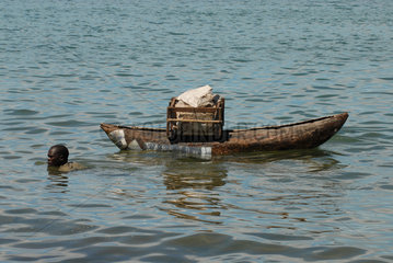 Malawi  Fischer auf dem Malawisee