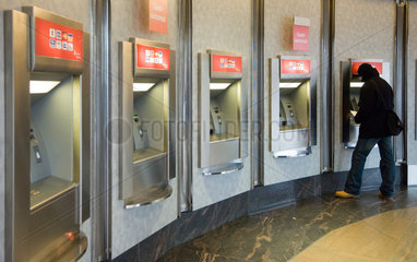 Geldautomaten einer Sparkasse  Berlin