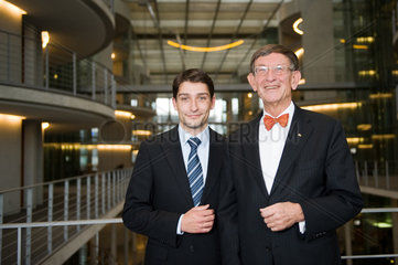 Berlin  Deutschland  Prof. Dr. Heinz Riesenhuber (CDU) und Florian Bernschneider (FDP)