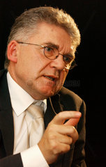 Berlin  Prof. Dr. Helmut Merkel  Vorstandsvorsitzender Karstadt