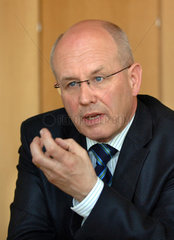 Berlin  Volker Kauder  Vorsitzender der CDU-CSU-Bundestagsfraktion