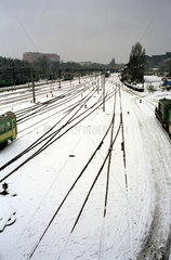 Verschneite Gleisanlage im Winter  Posen  Polen