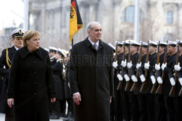 Merkel + Hasler