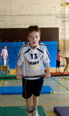 Tuttlingen  Deutschland  Sportunterricht in der Schrotenschule