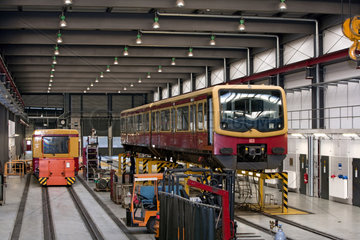 S-Bahn Werkstatt Gruenau