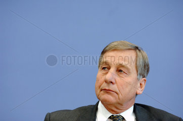 Bundeswirtschaftsminister Wolfgang Clement  Berlin