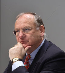 Dr. Hans Michael Gaul  Vorstandsmitglied der E.ON AG