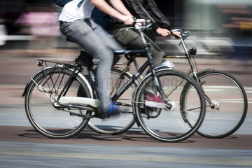Fahrradstadt Utrecht  Radfahrer in der Innenstadt