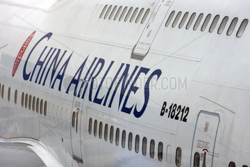 Hong Kong  Schriftzug der China Airlines auf einem Flugzeug