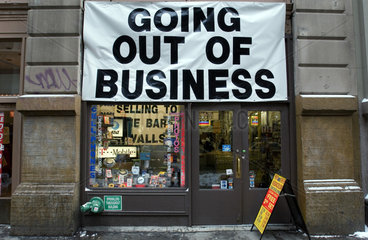 Going Out of Business Schild