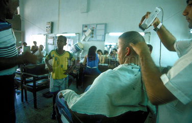 Beim Friseur auf Kuba