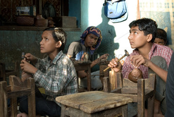 Kinderarbeit in Kathmandu (Nepal)