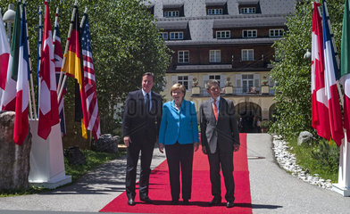 Cameron + Merkel + Sauer
