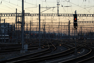 Zuerich  Gleisanlagen des Hauptbahnhofs von Zuerich