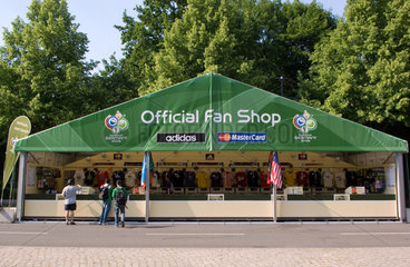 Leerer Offizieller Fan Shop der FIFA WM 2006