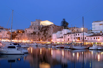 Hafen von Ciutadella auf Menorca
