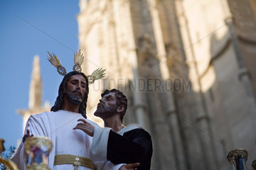 Sevilla  Spanien  Skulptur von Jesus und Judas bei einer Prozession in Sevilla