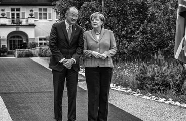 Kim + Merkel