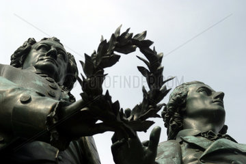 Weimar  Goethe-Schiller Statue