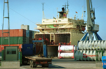 Containerhafen in Barcelona