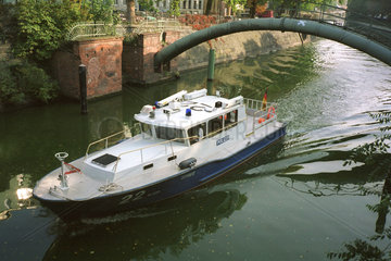 Boot der Wasserschutzpolizei in Berlin