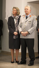 General Volker Wieker + Frau