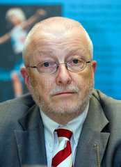 Rolf D. Mueller  Vorsitzender des Vorstandes der AOK Berlin