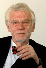 Berlin  Prof. Dr. E. Juergen Zoellner (SPD)