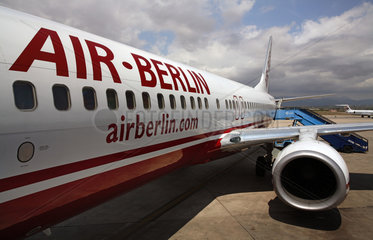 Palma  Maschine der Fluggesellschaft Air Berlin am Flughafen