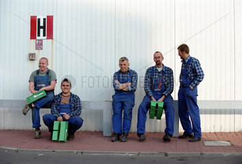 Arbeiter der Internationalen Posener Messe  Polen