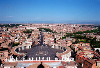 Rom  der Vatikan mit dem Petersplatz