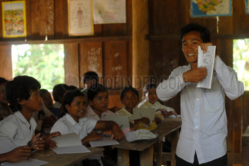 Pum Thani  Kambodscha  kambodschanisch  Unterricht an einer Schule