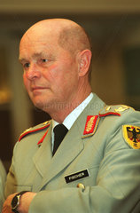 Brigadegeneral (BG) Eckart Fischer  Kommandeur Standortkommando Berlin