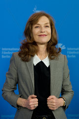 Berlin  Deutschland  Schauspielerin Isabelle Huppert auf der Berlinale 2012