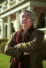 Portrait des Soziologen Manuel Castells