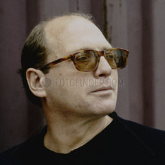 HIJUELOS  Oscar - Portrait of the author