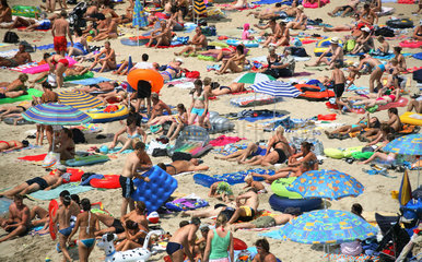 Cala D'Or  Menschen am Strand