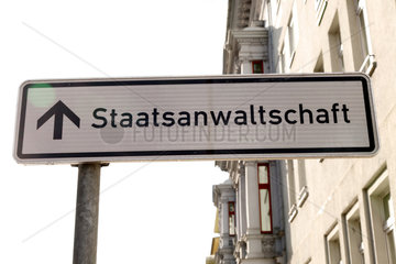 Cottbus  Deutschland  Schild mit Aufschrift Staatsanwaltschaft