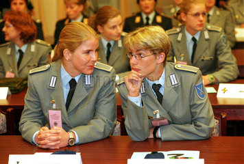 Berlin  Deutschland  Soldatinnen