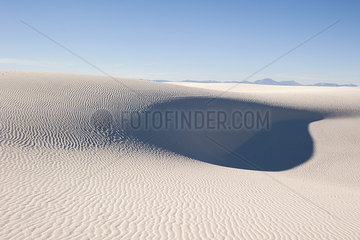 White sand dune  White Sands National Monument  New Mexico  USA
